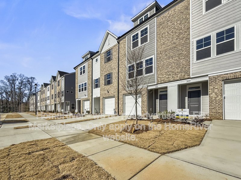 Pet Friendly! 2029 Fishamble Street, Fuquay-Varina NC 27526 property image